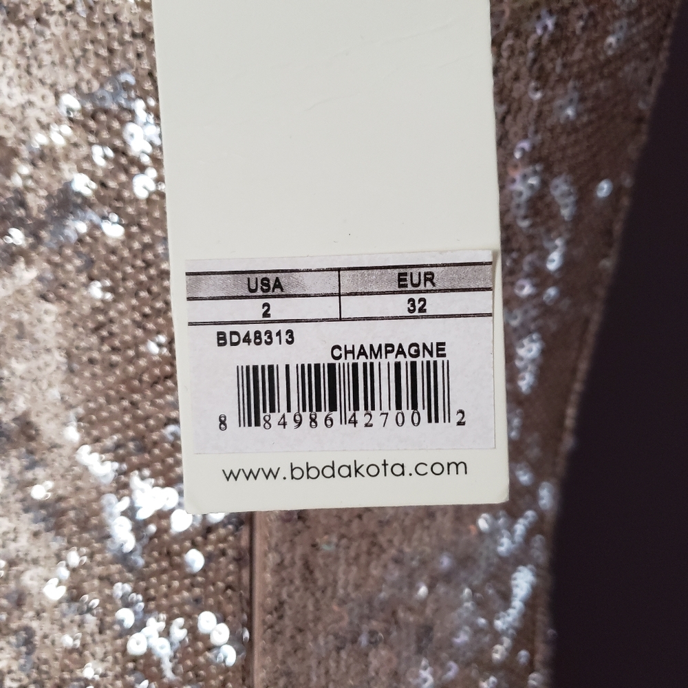 BB Dakota One Shoulder Sequin Mini Bodycon Dress Champagne Size 2 - Picture 6 of 9